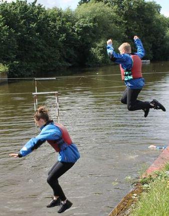 Activity weekend dock jumping 2 photo